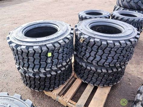 33x15 5 16.5 skid steer tires|33x15.5.